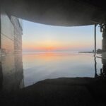 温泉から海越しに日の出がみえる？